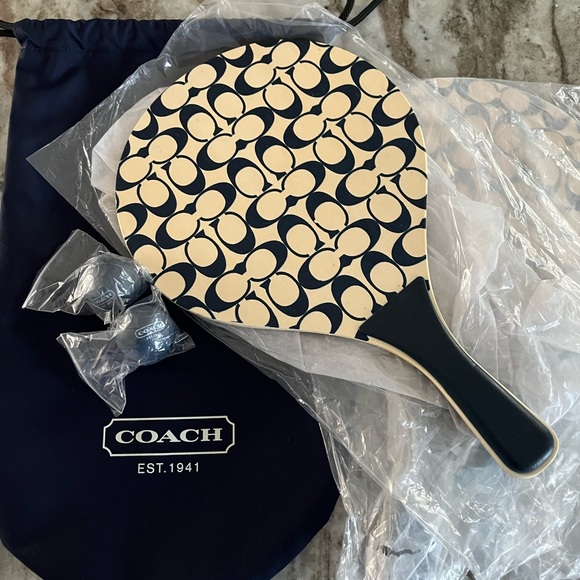 NO LONGER AVAILABLE Rare Coach Paddle ball/ Table tennis set. New never used. - Picture 3 of 7